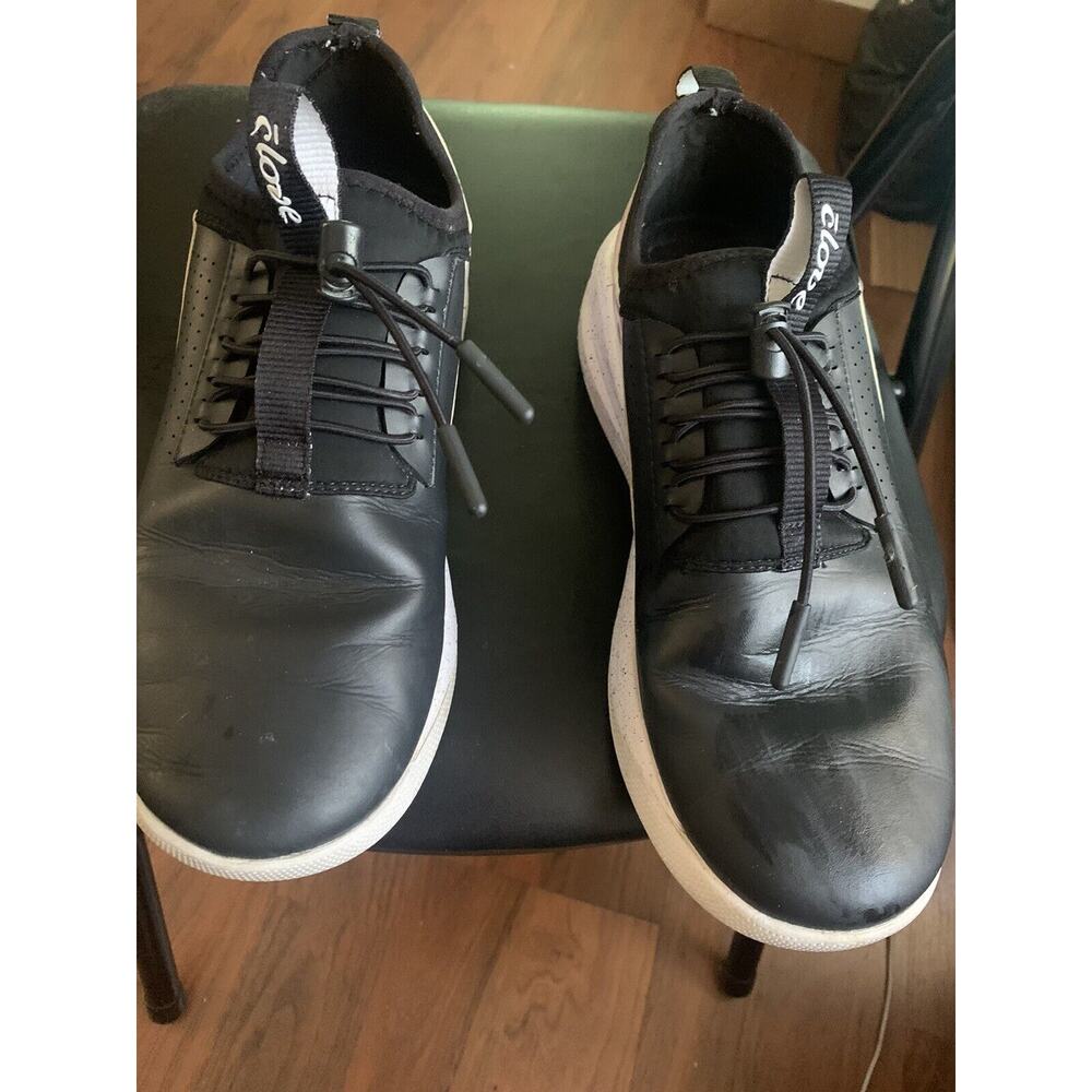 Clove Sneakers Nursing Shoes Limited Edition Black Holographic Women's W9 7.5